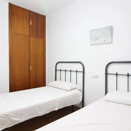 Global Properties, Apartamento En Urbanizacion Brezo Nova Canet Apartment *