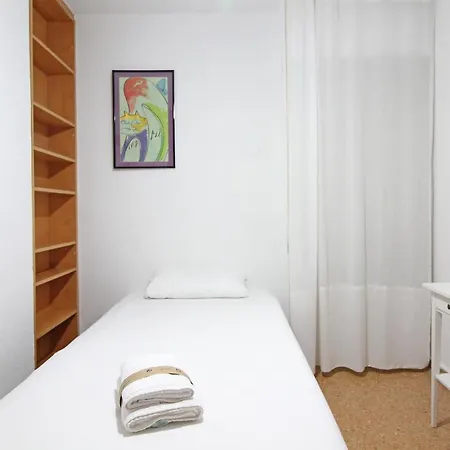 Global Properties, Apartamento En Urbanizacion Brezo Nova Canet * Valence